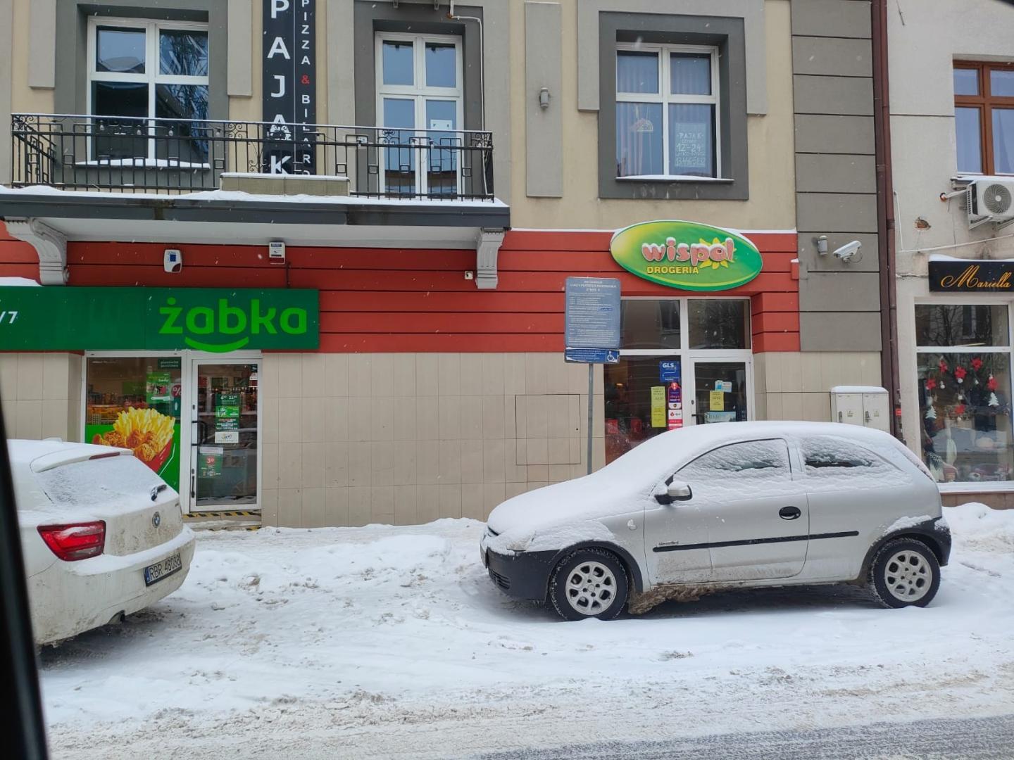 Do wynajecia lokal usługowo handlowy