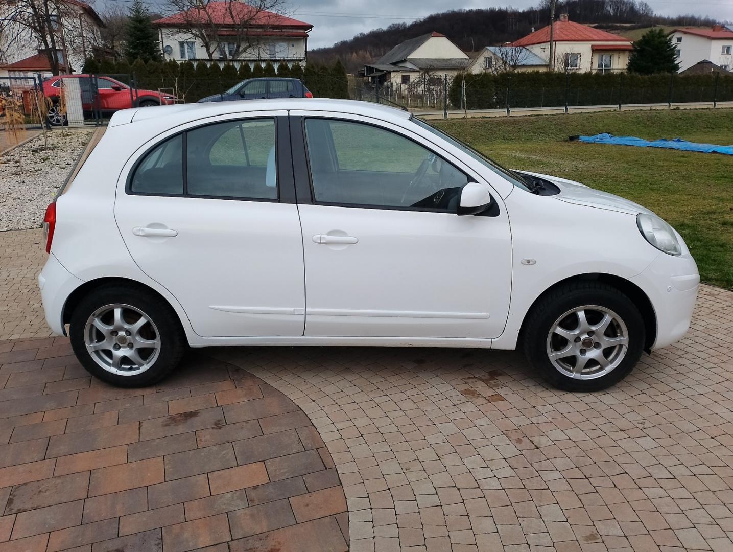 Nissan Micra k 13 Z GAZEM