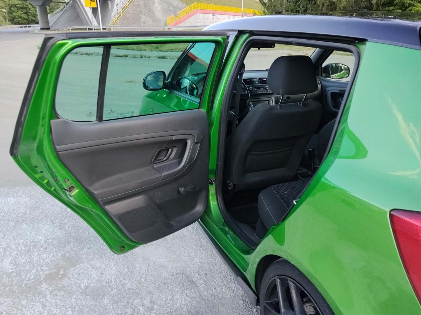skoda fabia  rs