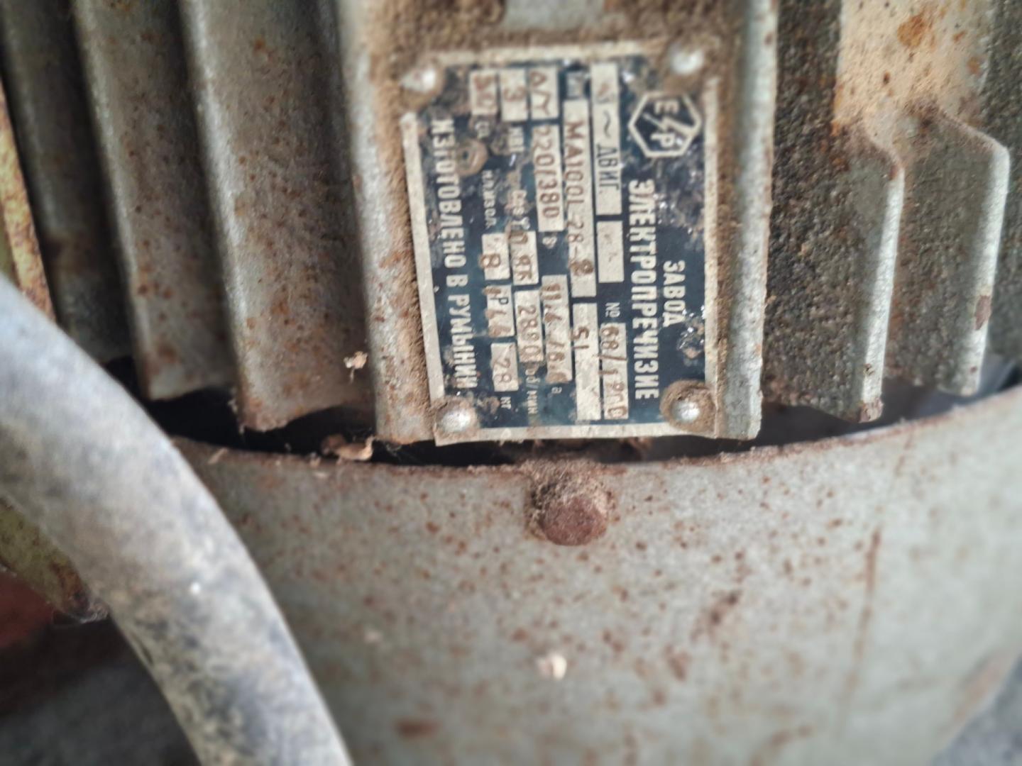 silnik 3 fazy 2880[ obr],2,8KW]