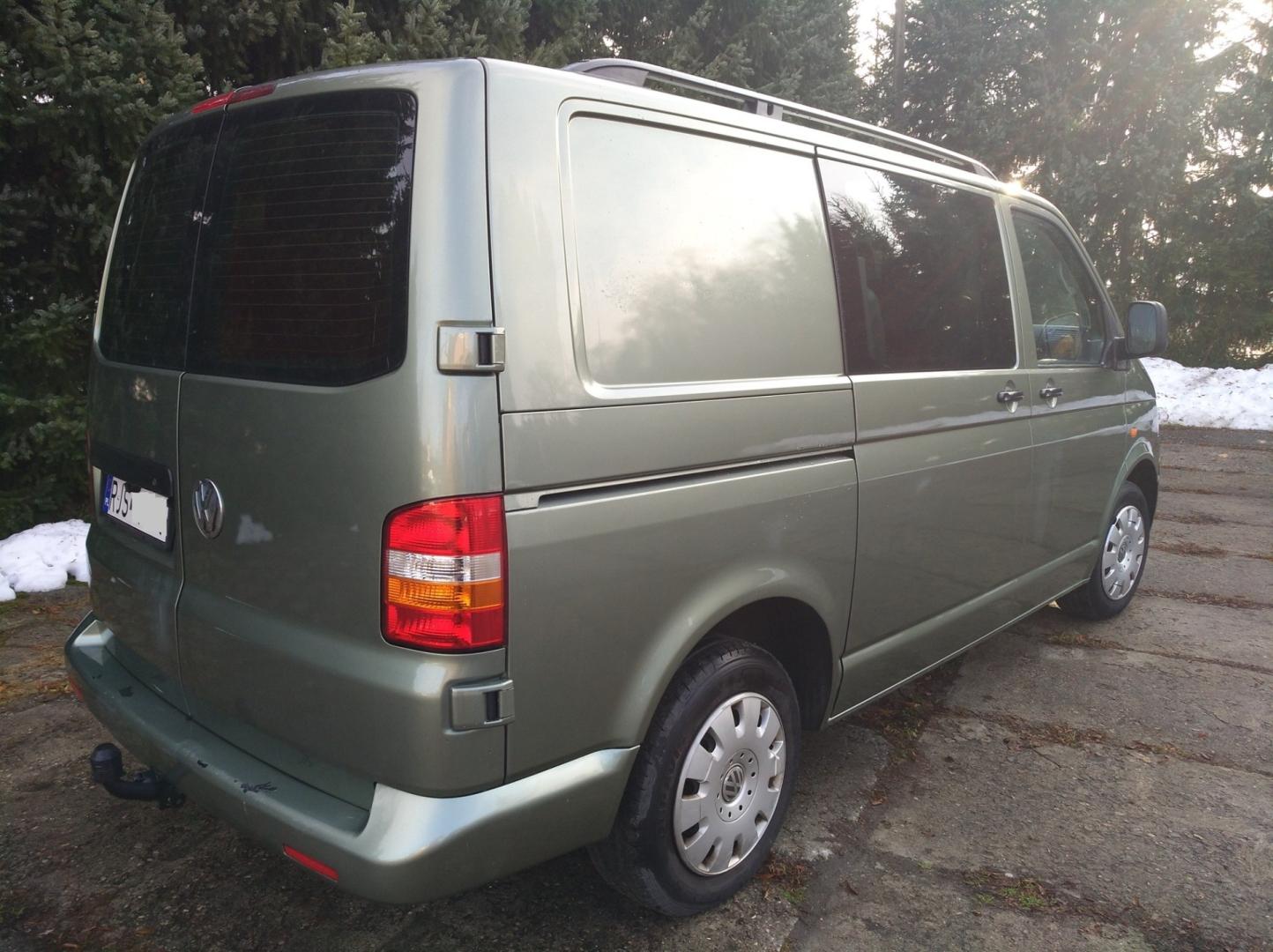 VW Transporter T5 Brygadówka 6 osób