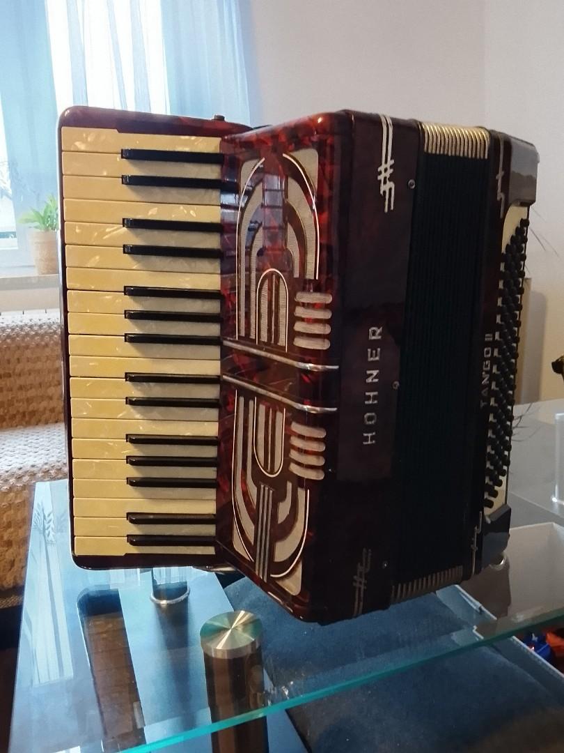 Sprzedam akordeon Hohner Tango2 80