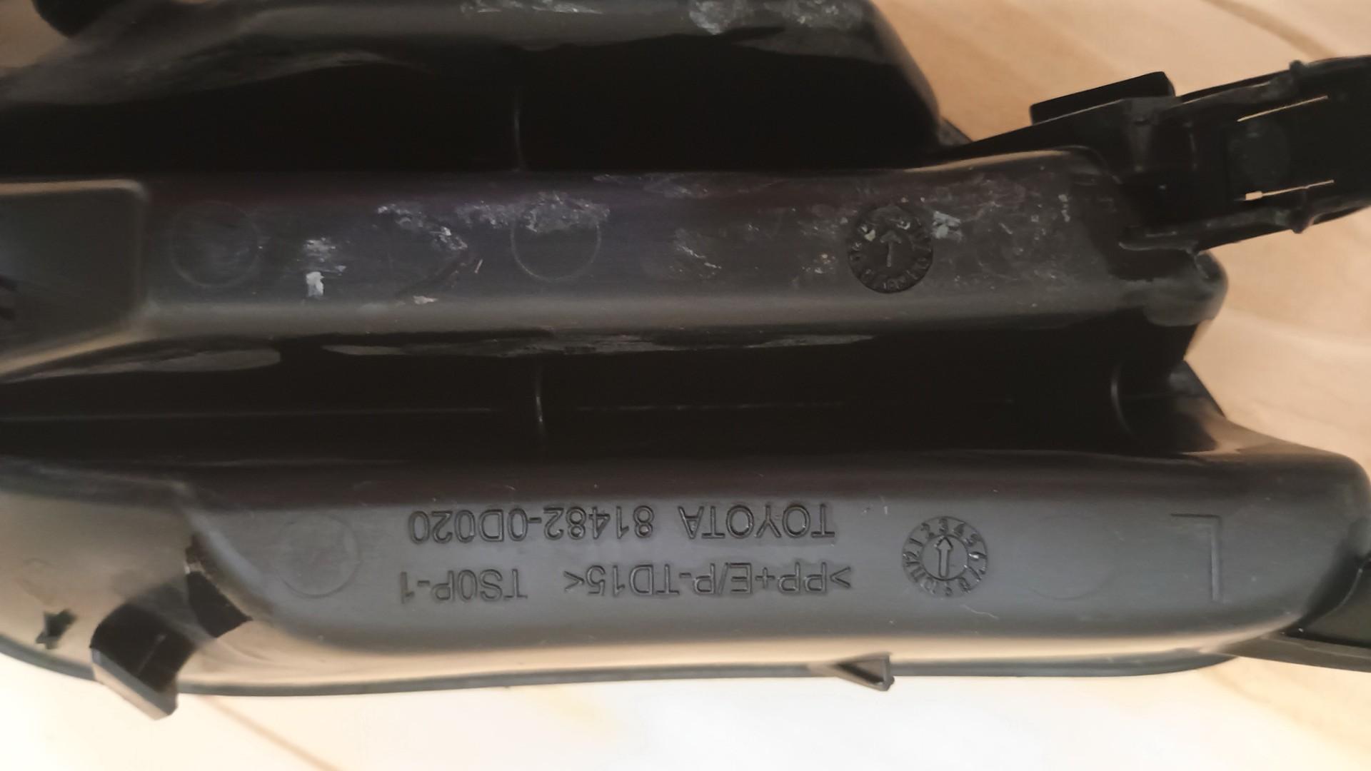 Zaślepka zderzaka Toyota Yaris 2 lift 06 komplet