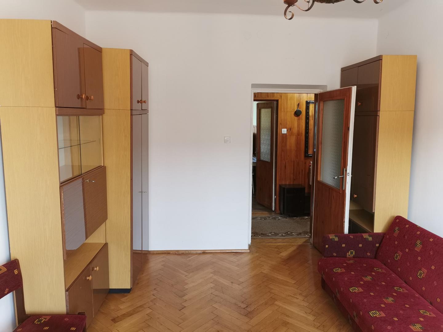 Wynajmę mieszkanie w Centrum Jasła- 2pokoje/II piętro 45 m2.