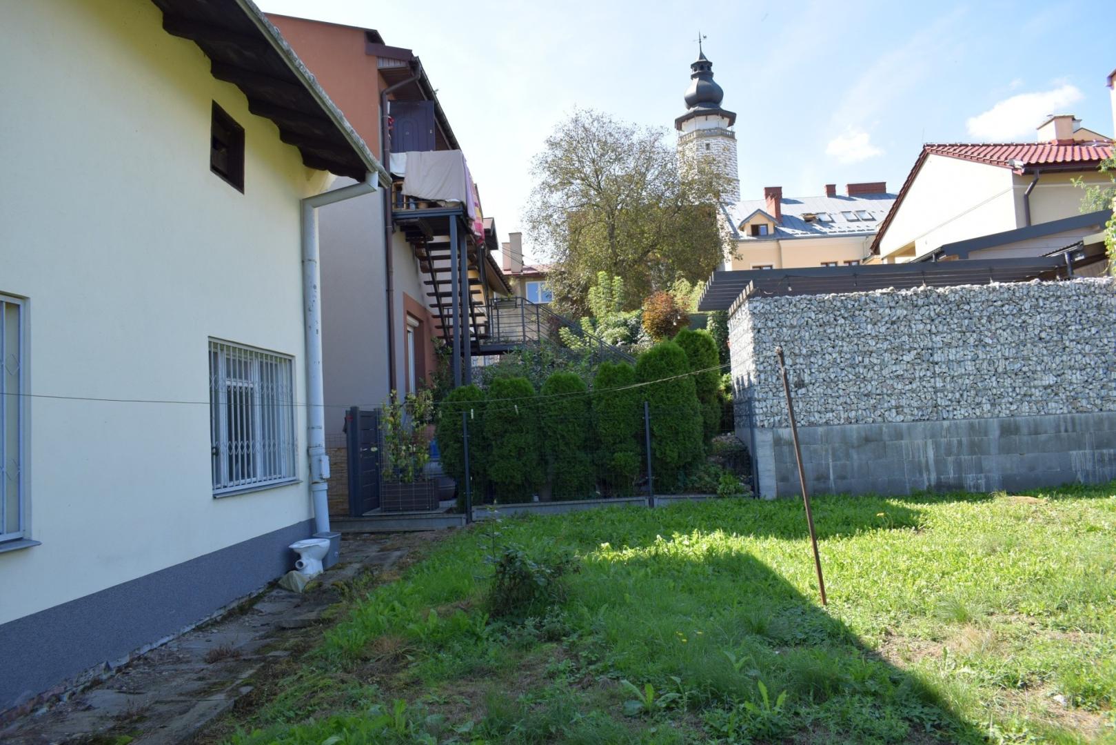 Dom w centrum Biecza 196 m kw do remontu