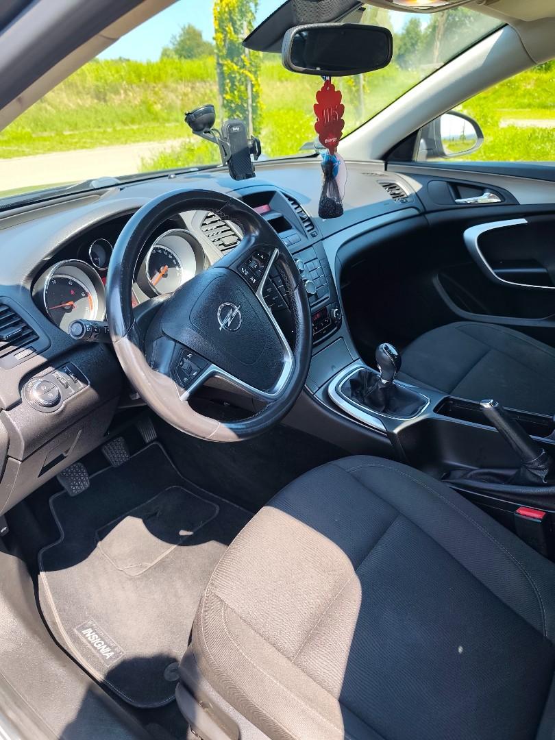 Opel Insignia 2.0