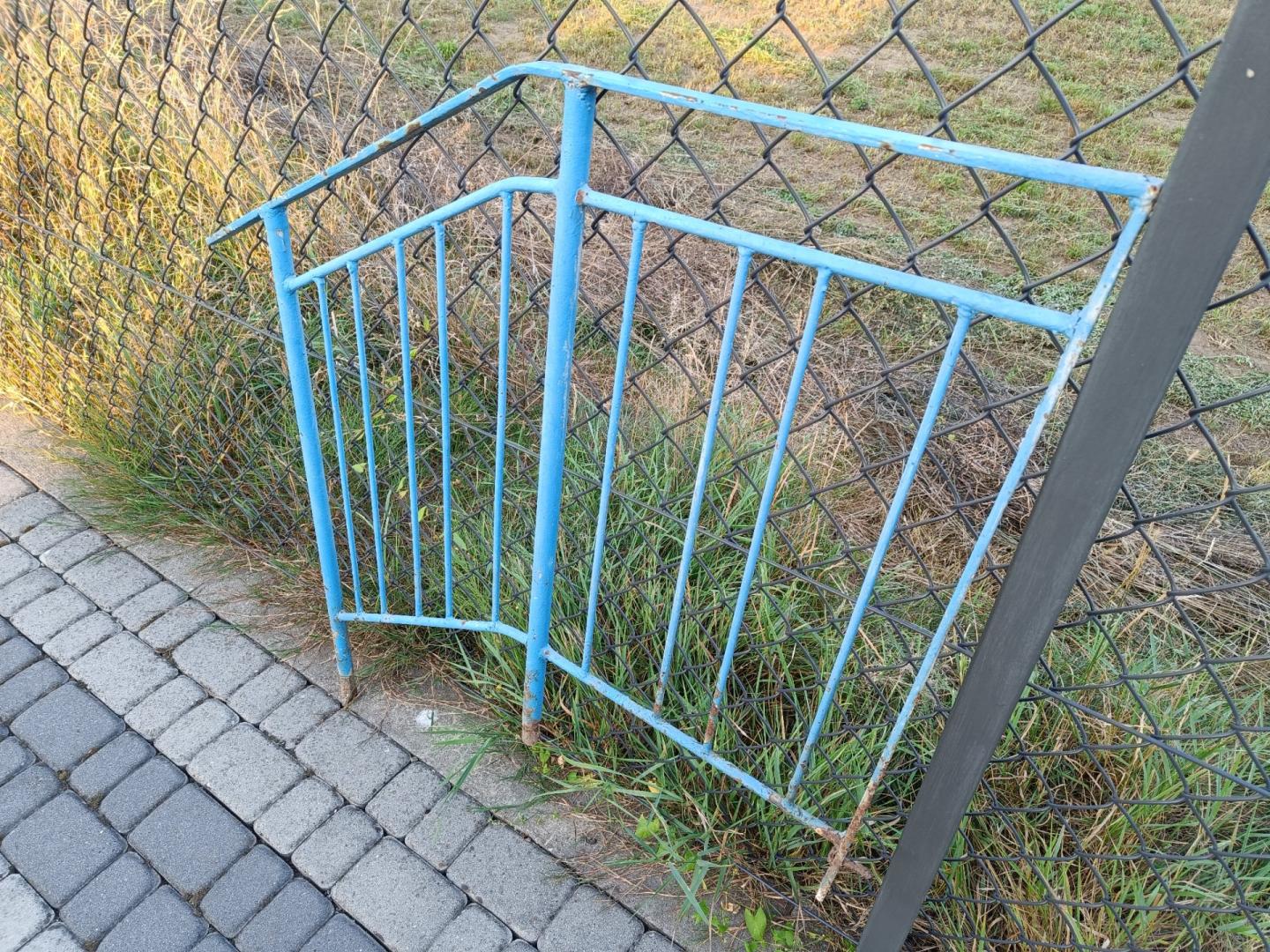 BARIERKA metalowa schodowa krótka 100 cm. wys.75
