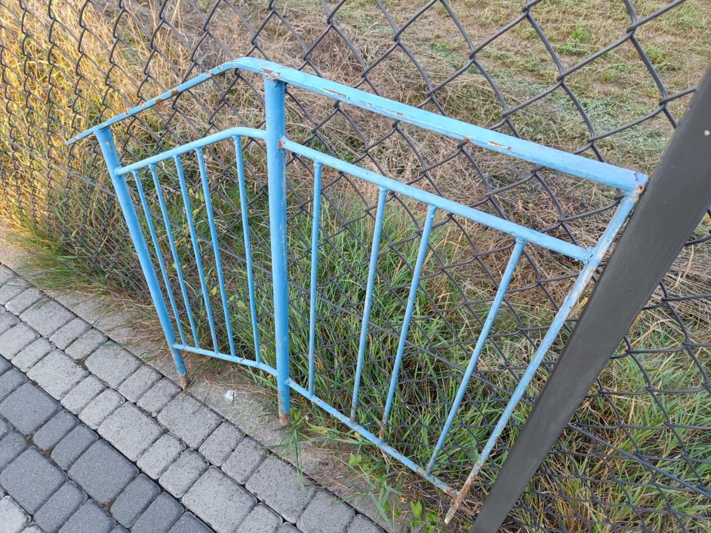 BARIERKA metalowa schodowa krótka 100 cm. wys.75