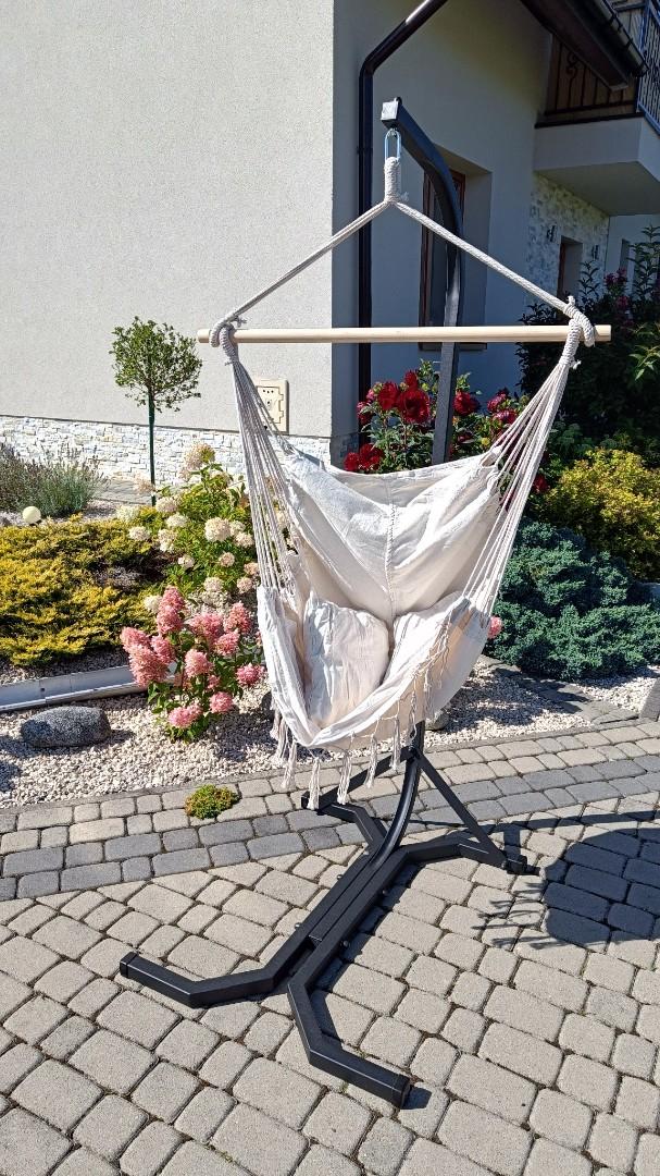 Krzesło brazylijskie beżowe boho / Fotel wiszący / Stelaż metal+ kokon
