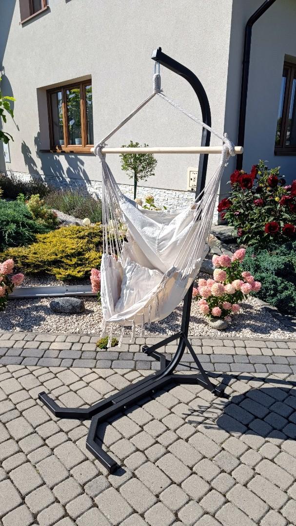 Krzesło brazylijskie beżowe boho / Fotel wiszący / Stelaż metal+ kokon