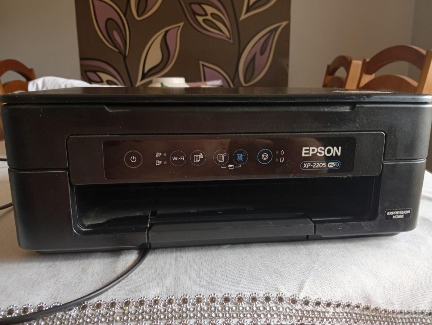 sprzedam drukarkę EPSON XP2205