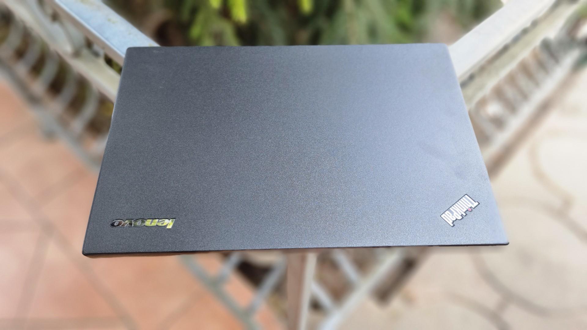 lenovo thinkpad t450s 14" hd+ i5-5300u 8gb ram 240gb ssd windows 10