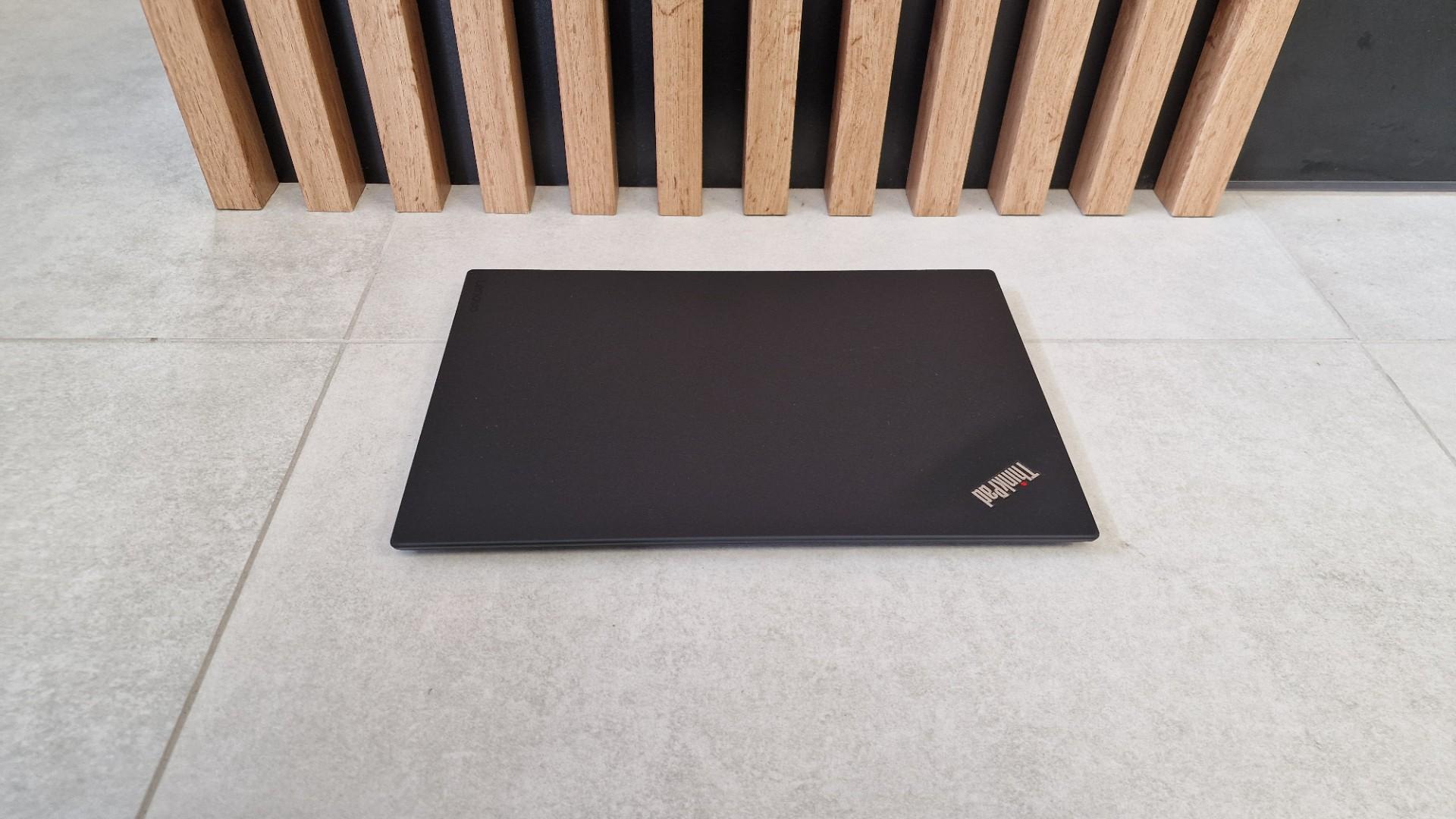 Lenovo X1 Carbon 5th Intel Core i5-7200U 8GB 256GB SSD Win11