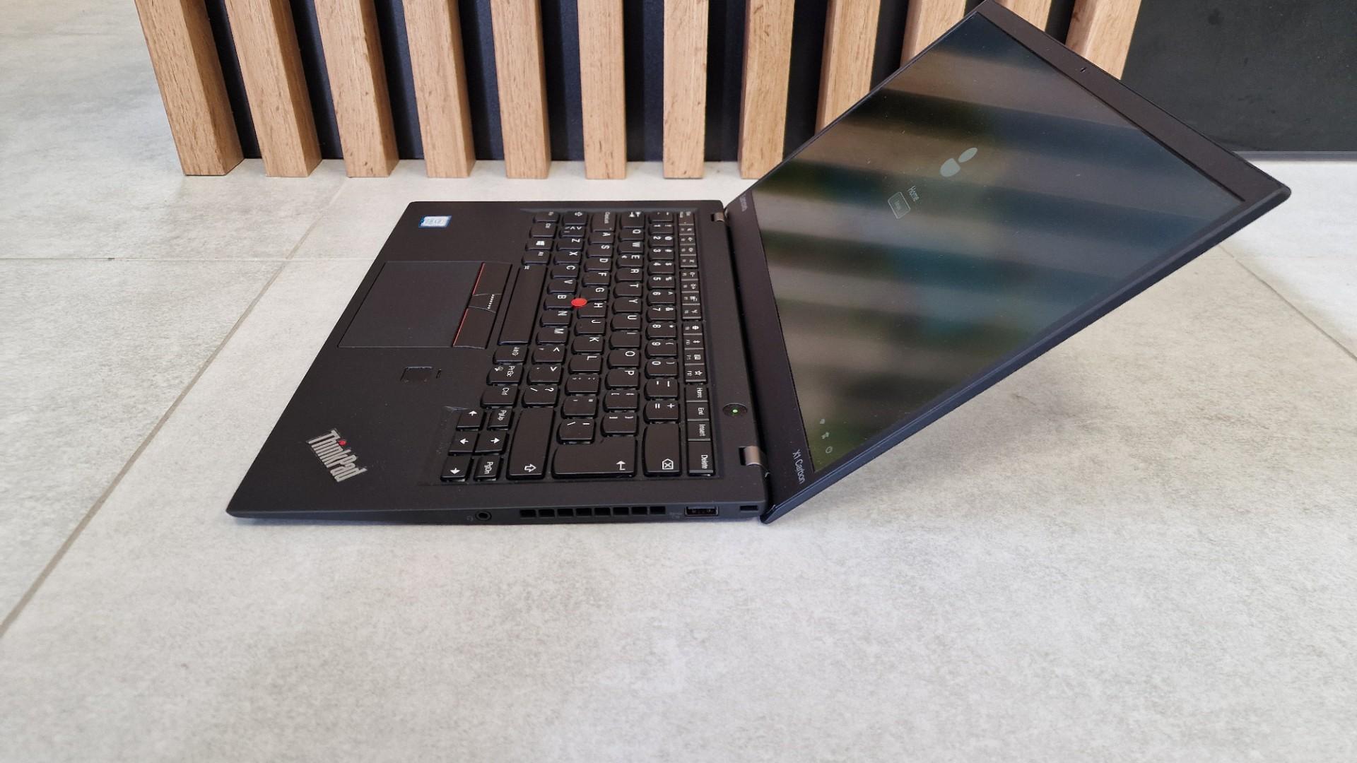 Lenovo X1 Carbon 5th Intel Core i5-7200U 8GB 256GB SSD Win11