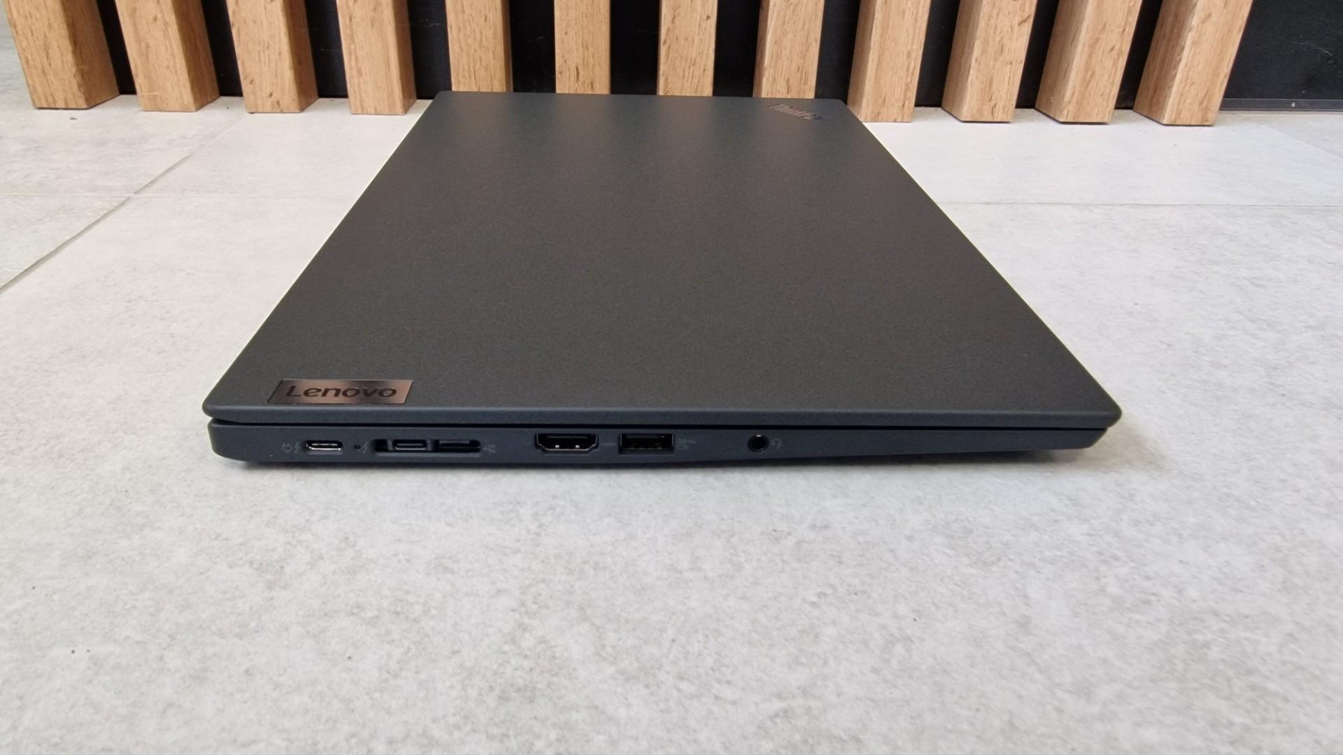 lenovo thinkpad t14s gen 2 fhd ips 400 nit i7-1165g7 16gb ram 512gb ss