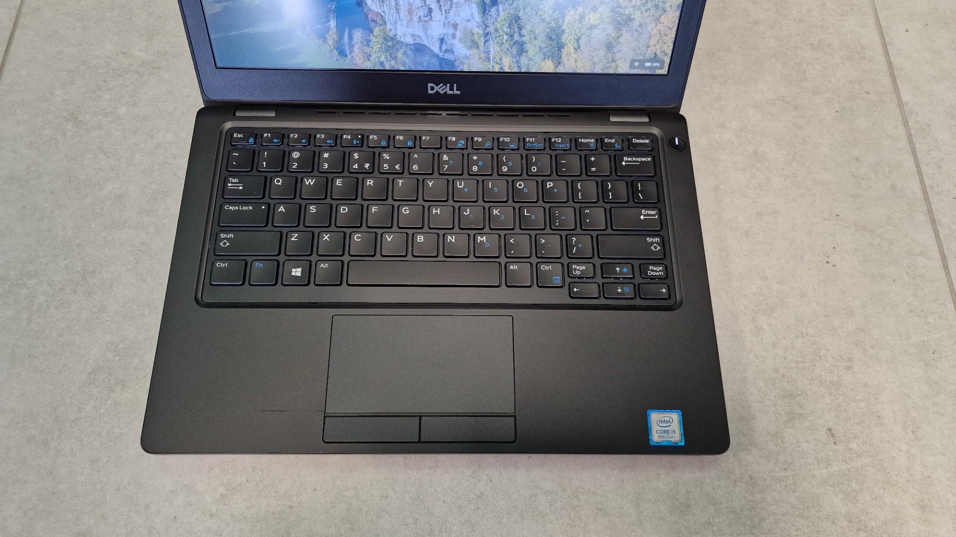 Dell latitude 5290 12,5" HD i5-8250U 8GB Ram 256GB SSD Win11