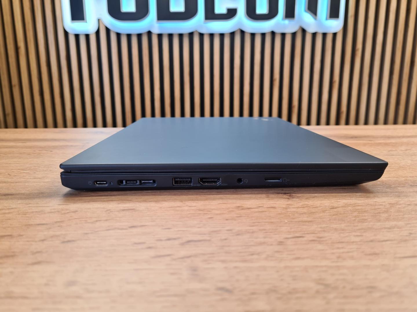 lenovo thinkpad t495 fhd ips ryzen 5 pro radeon vega 8 16gb ram win11