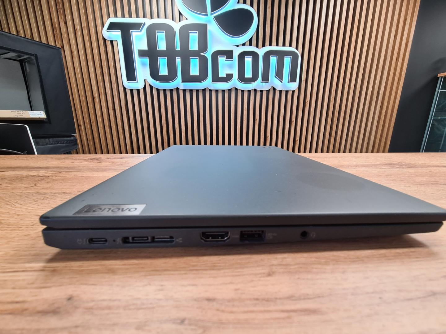 Lenovo ThinkPad X13 Gen 2 13,3" IPS 400 nit i5-1135G7 16GB Ram Dysk SS