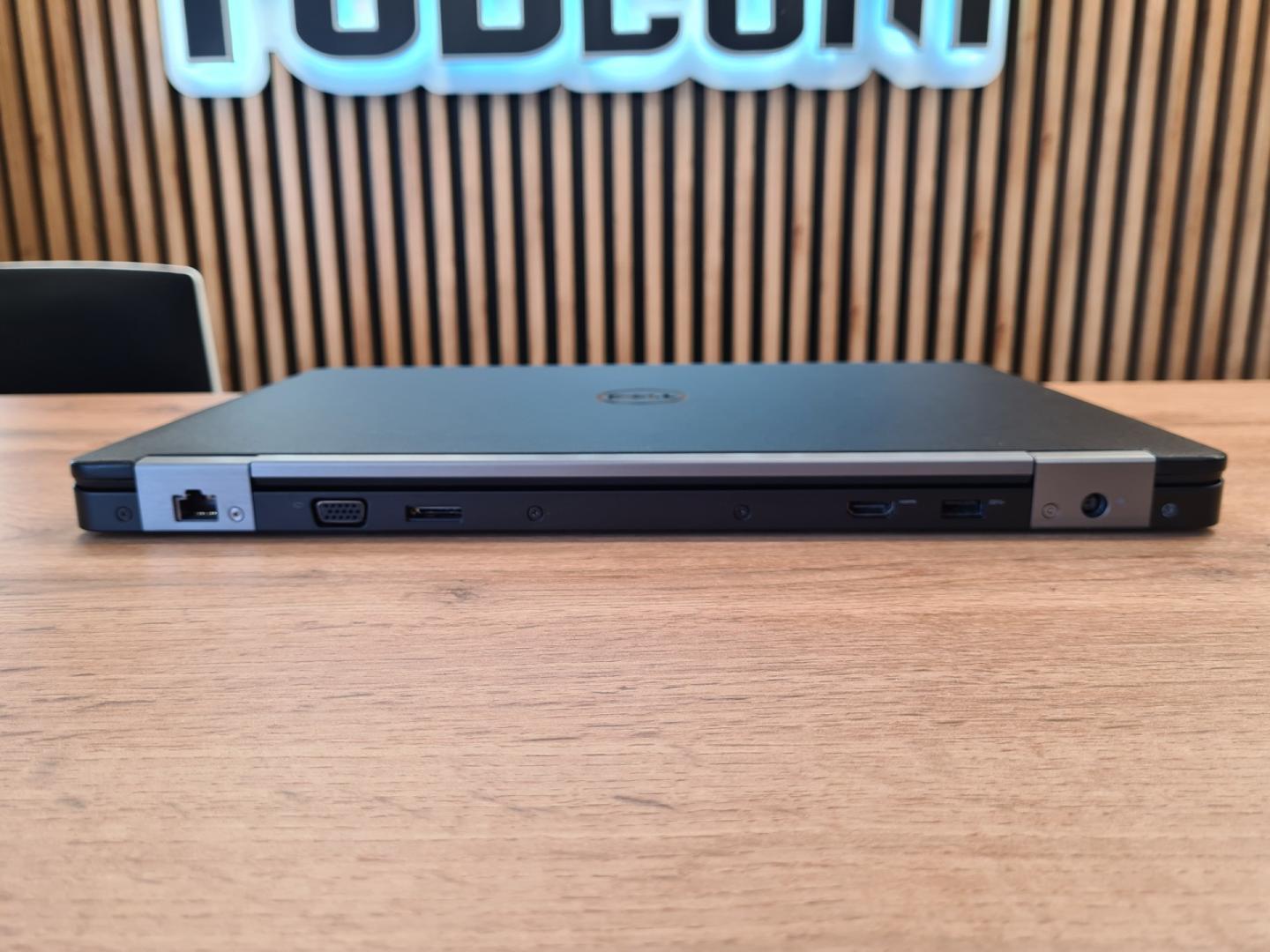dell latitude e5570 15,6" fhd ips i3-6100u 8gb ram 256gb ssd win11