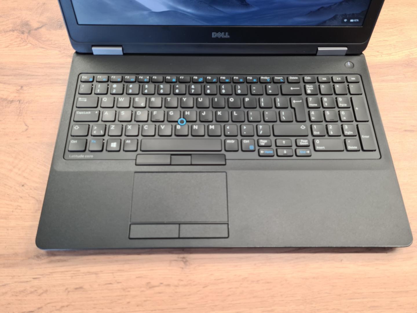 dell latitude e5570 15,6" fhd ips i3-6100u 8gb ram 256gb ssd win11