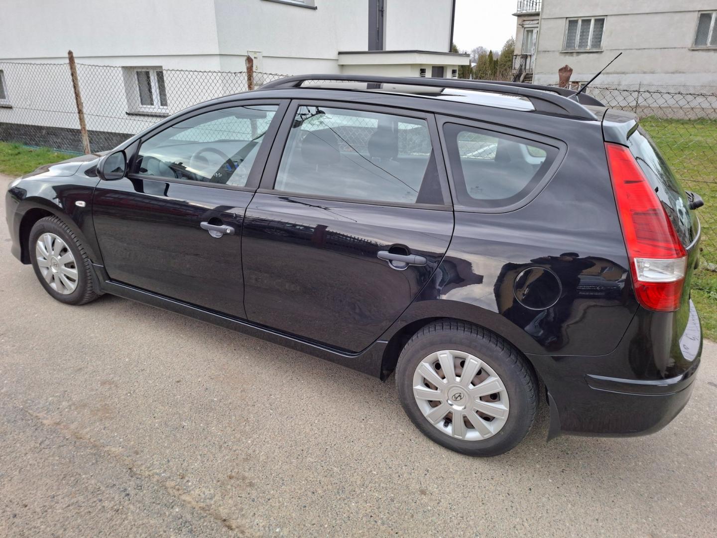 hyundai i30 lift 2012r benzyna 1.4 16v z niemiec