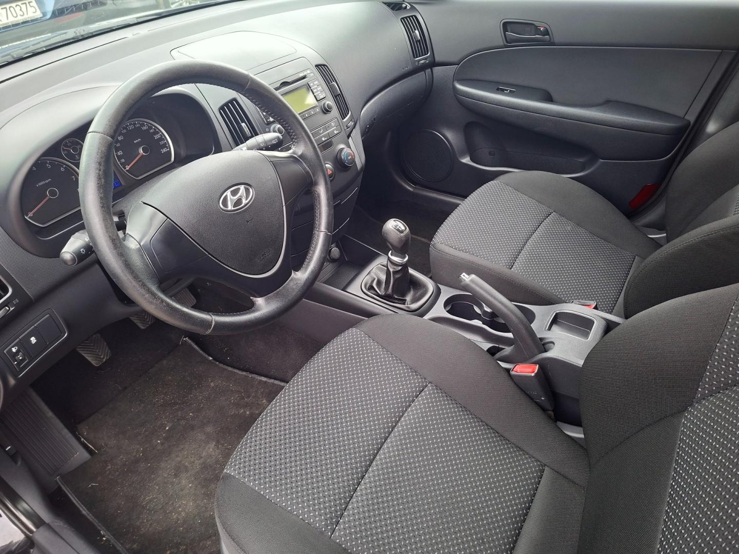 hyundai i30 lift 2012r benzyna 1.4 16v z niemiec