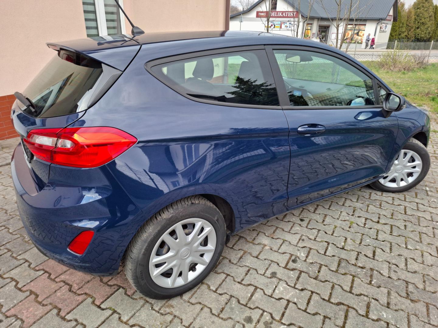 ford fiesta 2018r benzyna 1.1 z niemiec