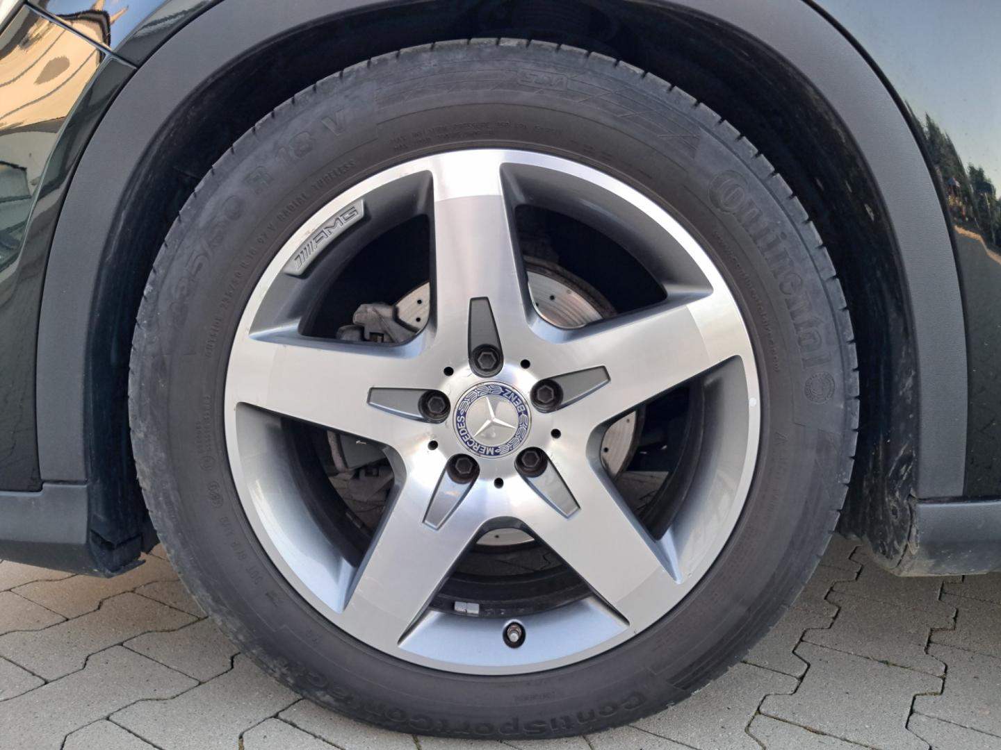 mercedes-benz gla 2015r benzyna 1.6 156km amg-line