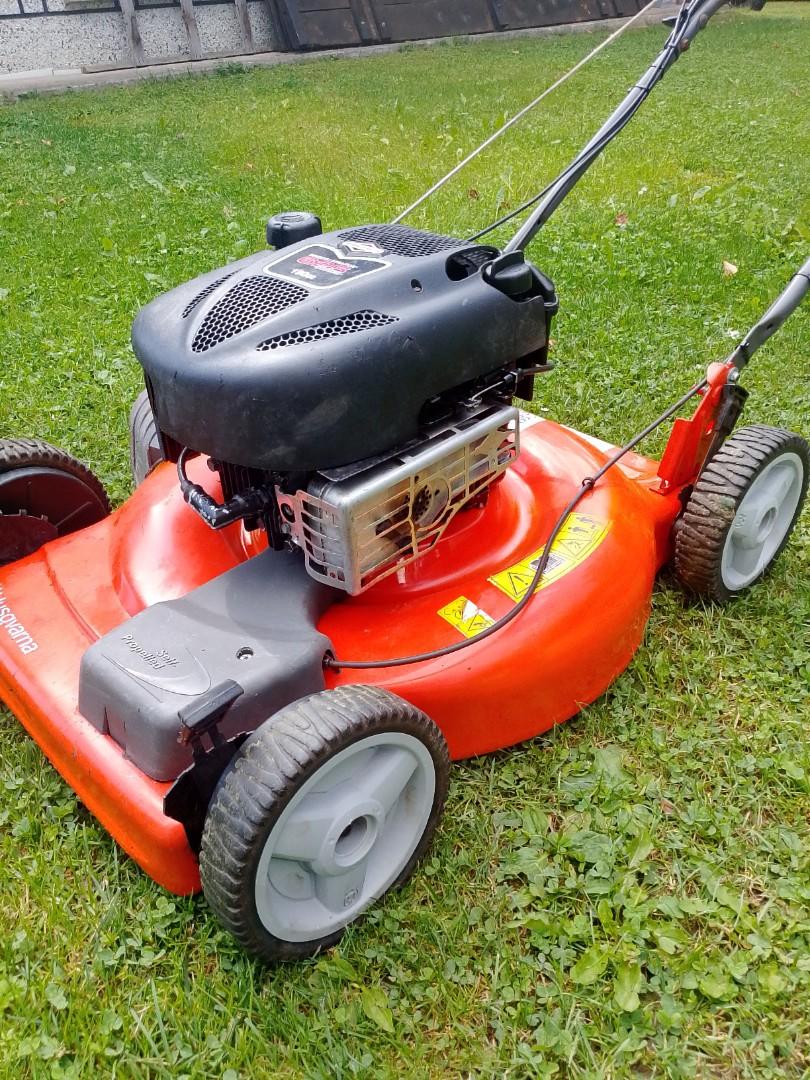Kosiarka Husgvarna z przednim napedem