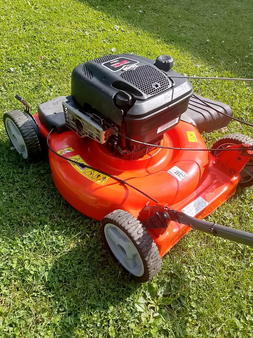 Kosiarka Husgvarna z przednim napedem