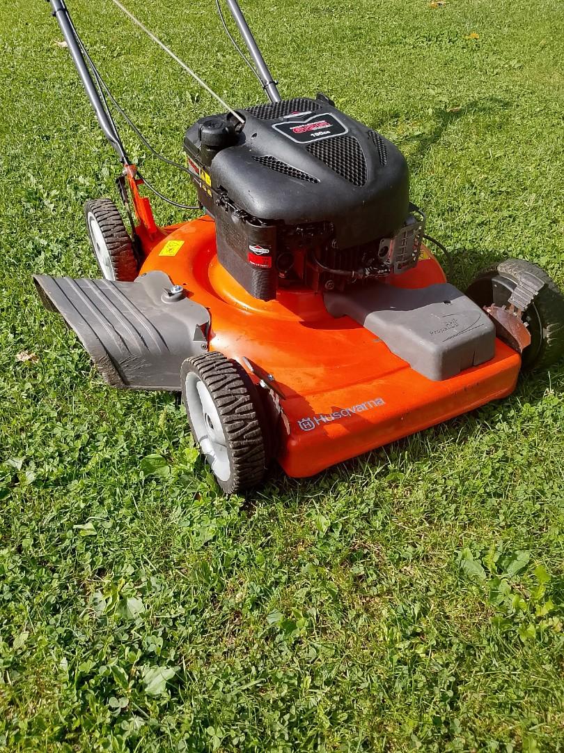 Kosiarka Husgvarna z przednim napedem