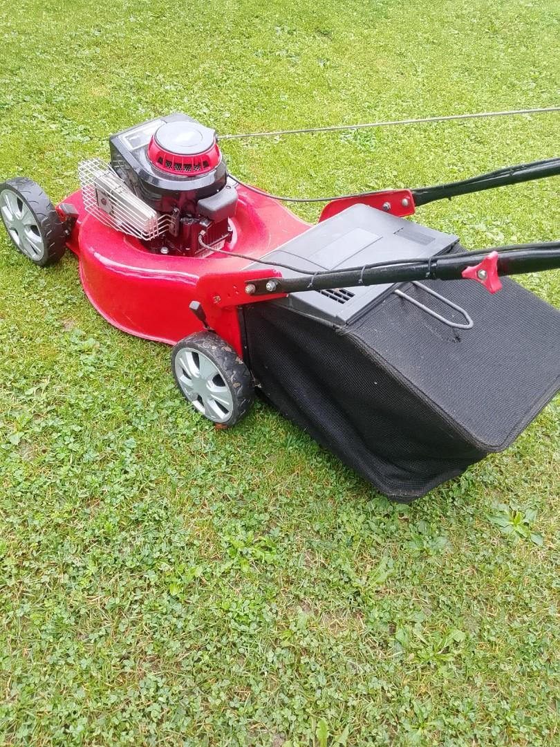 Kosiarka z koszem briggs strattion