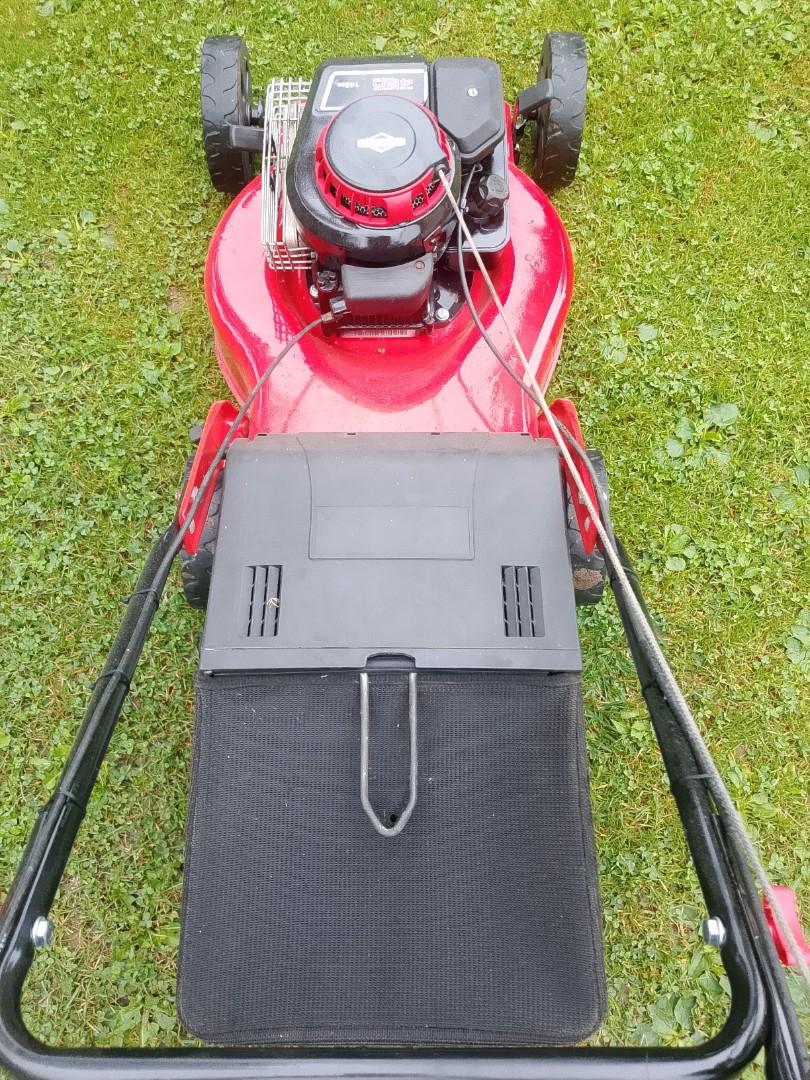 Kosiarka z koszem briggs strattion