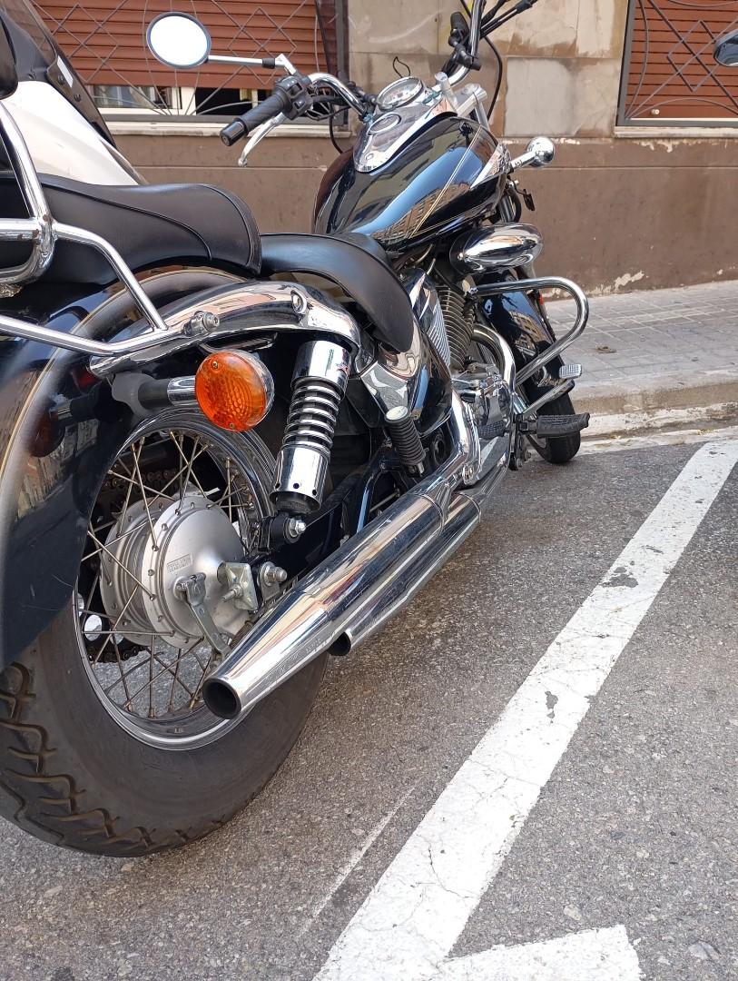 Suzuki Intruder 250