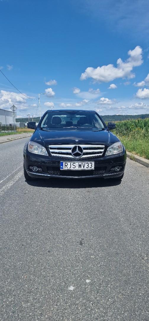 Sprzedam Mecedes Benz wersja Elegance