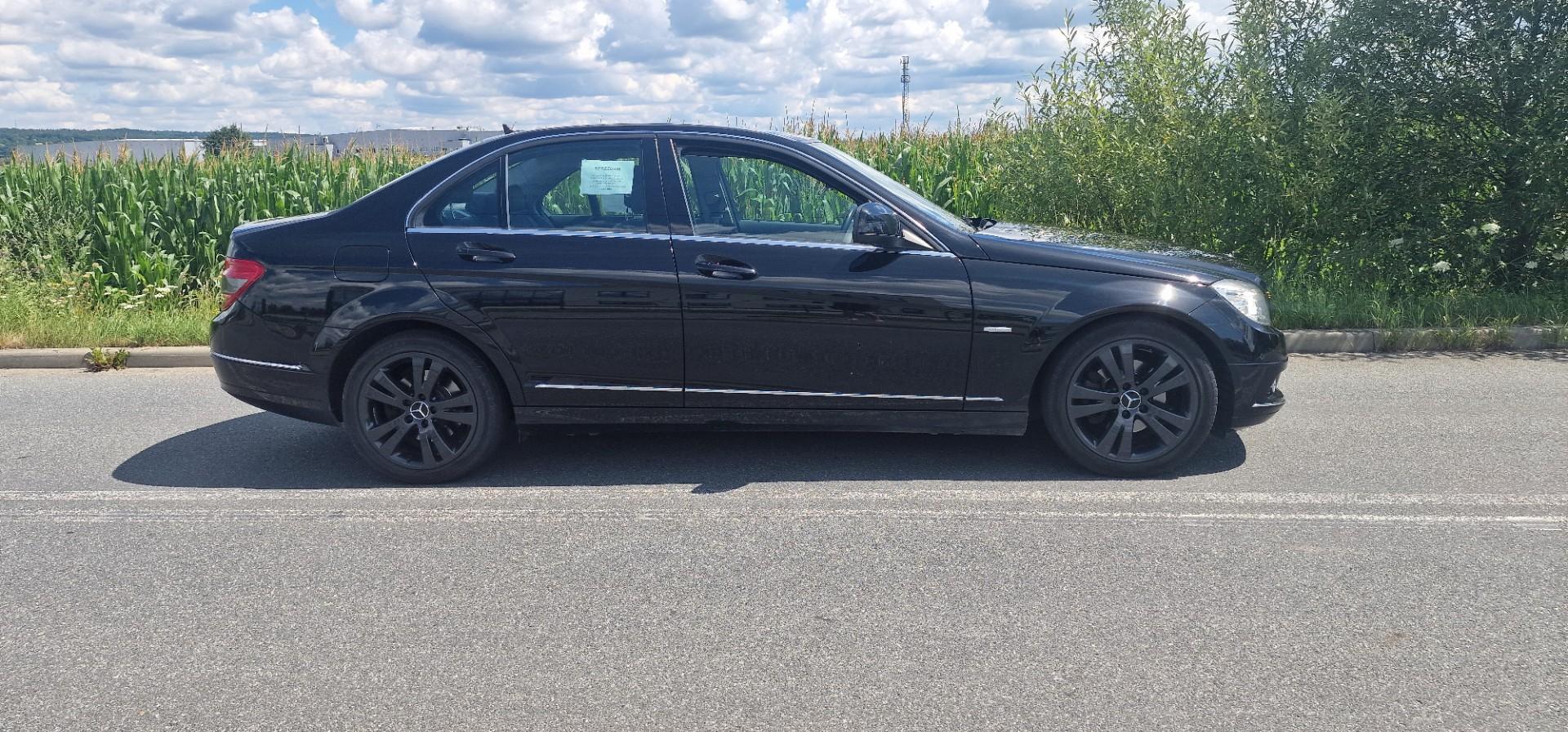 Sprzedam Mecedes Benz wersja Elegance