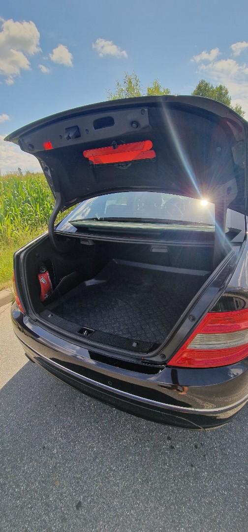Sprzedam Mecedes Benz wersja Elegance