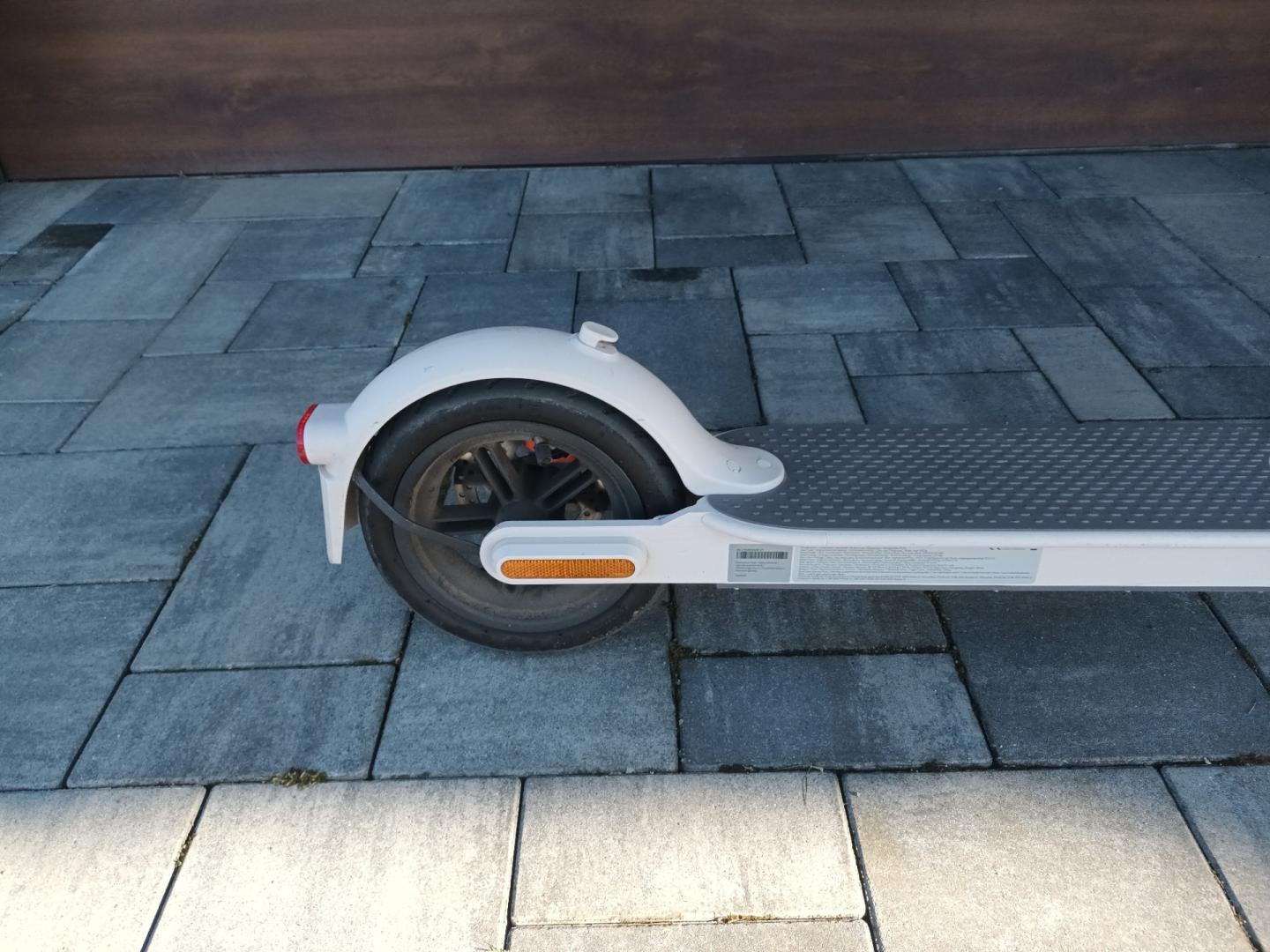 Hulajnoga elektryczna Xiaomi Mi