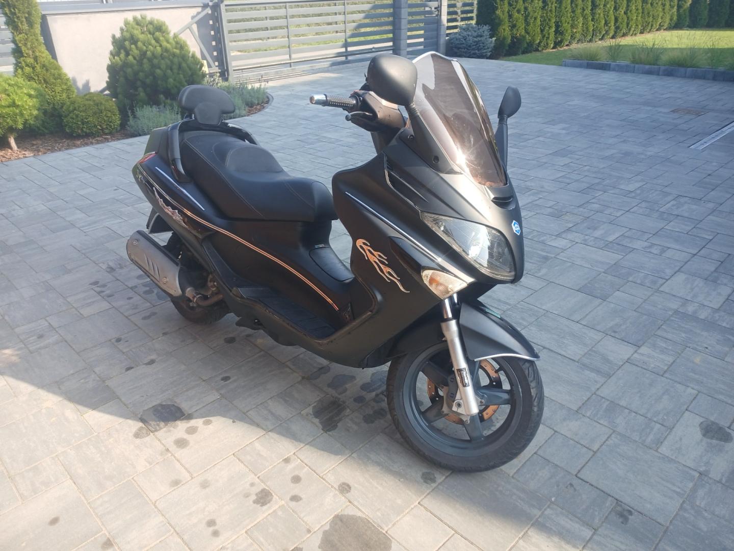 Sprzedam skuter 125 cm3