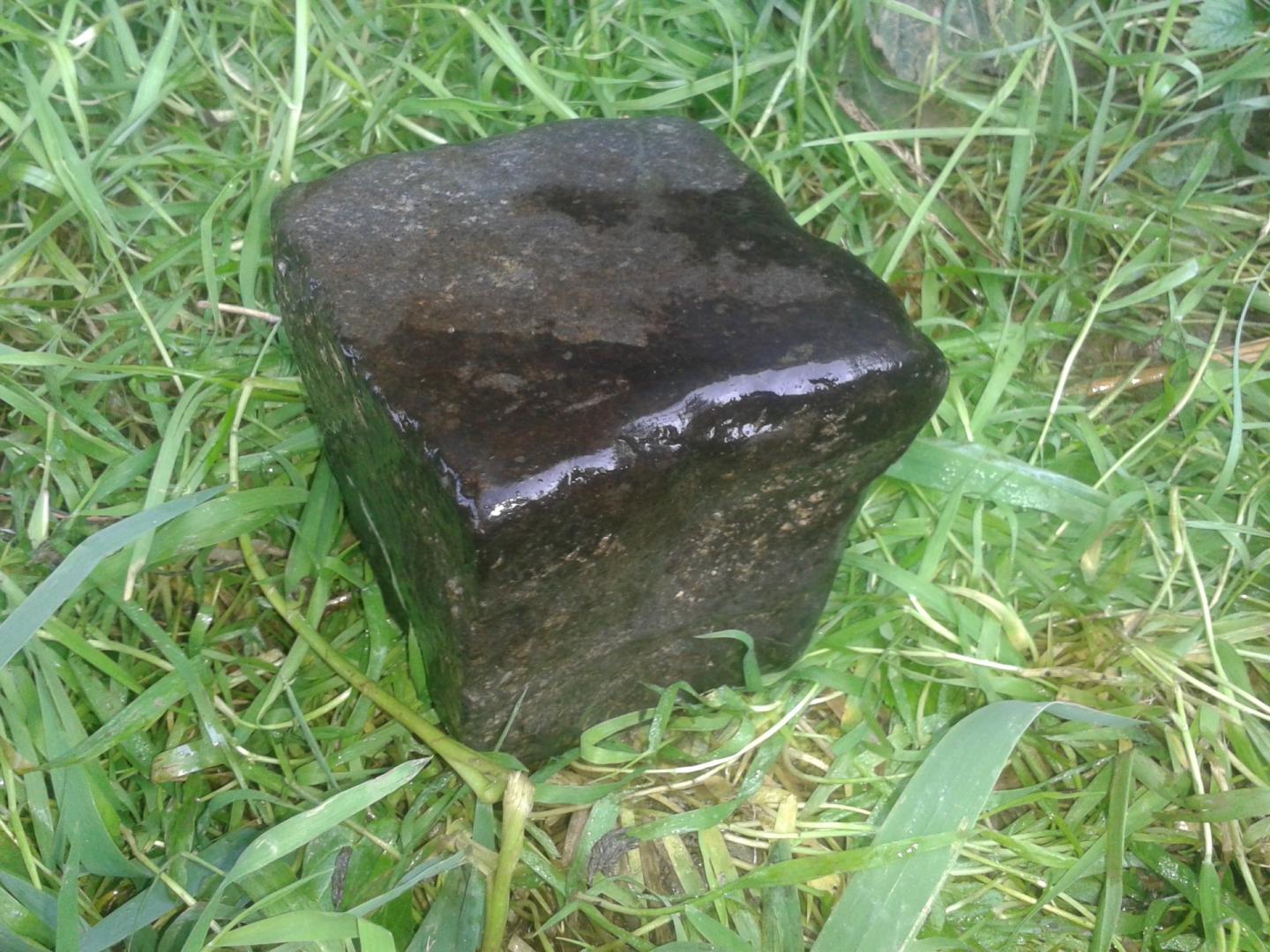 sprzedam bazaltową kostkę brukową