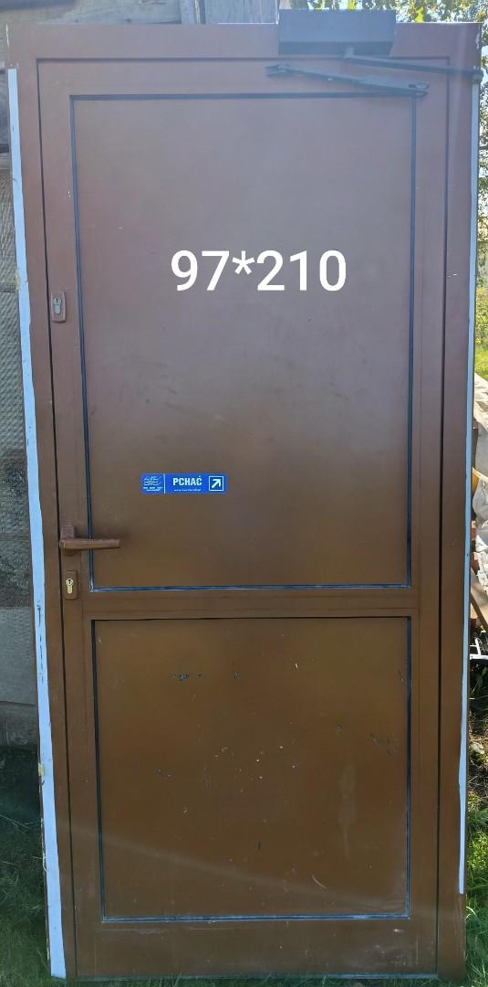 Drzwi zewnętrzne pcv, aluminium