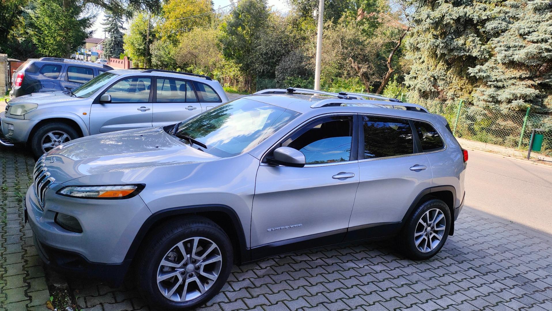 Jeep Cherokee kl 2015r 3.2 V6  LPG przebieg 100tys.