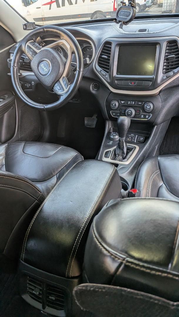 Jeep Cherokee kl 2015r 3.2 V6  LPG przebieg 100tys.