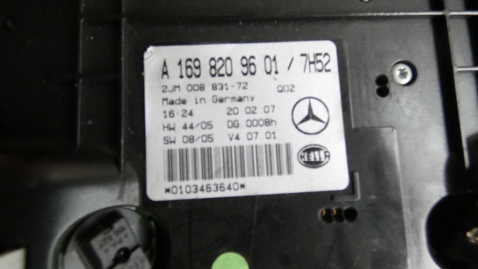 Panel oświetlenia środka Mercedes a b klasa