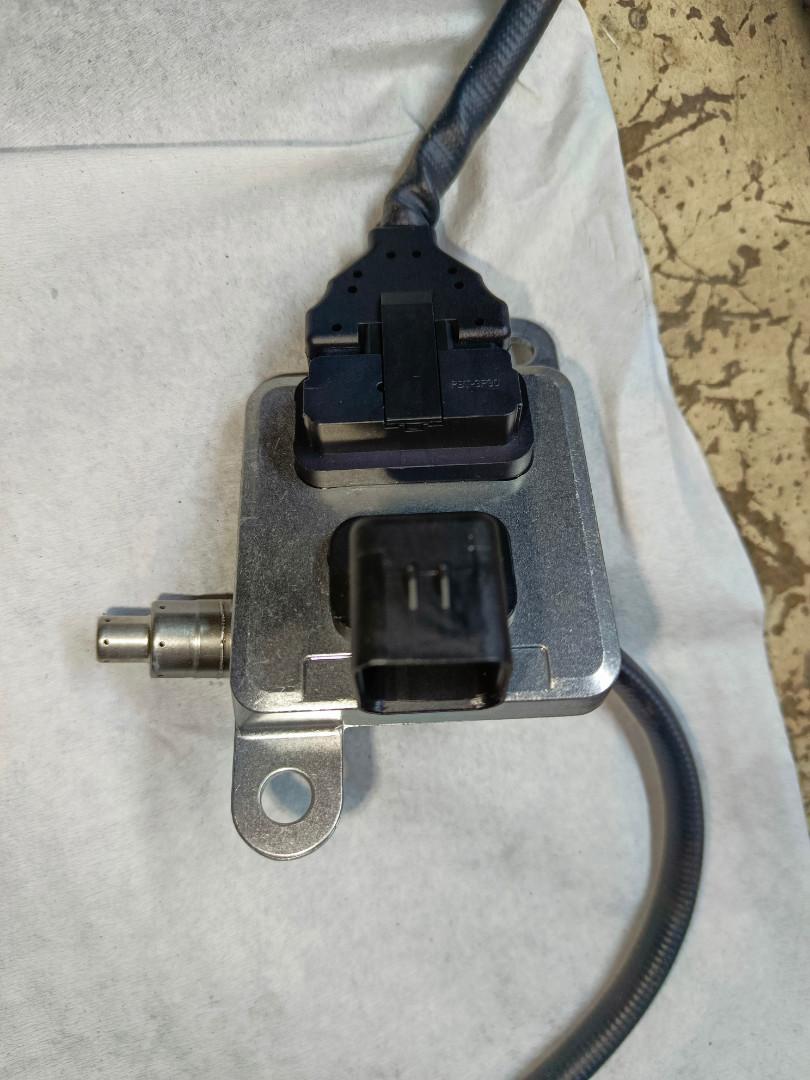 Czujnik nox 55485442 5WK9 Opel 1.6cdti