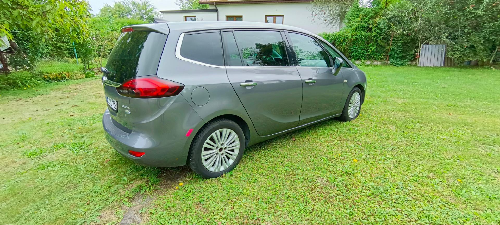 opel zafira 2016r. 1, 6 cdti 136km.-cosmo