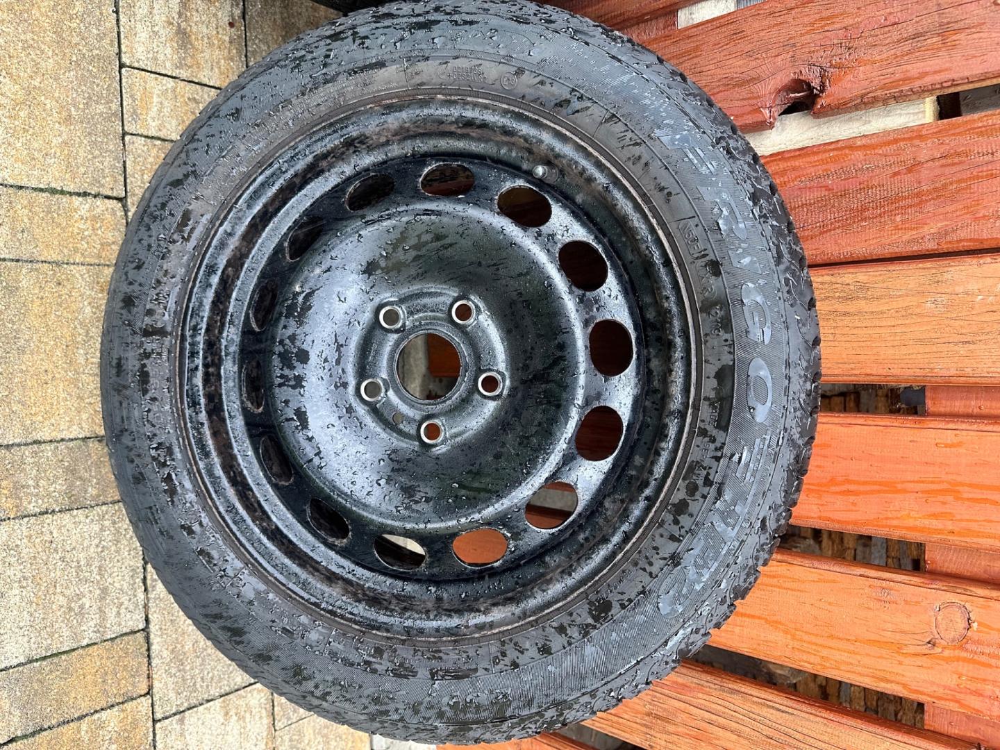Koła zimowe 16" 5x112  Touran Golf Passat + Oryginalne kołpa