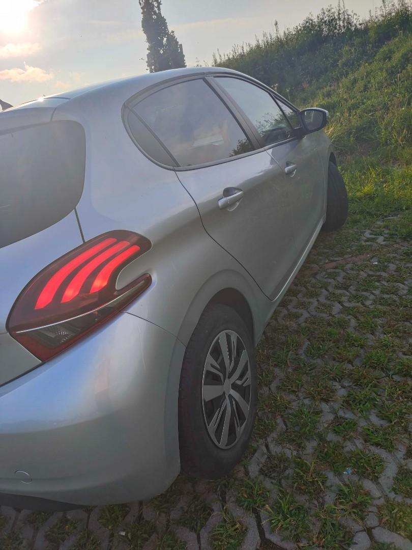 Sprzedam Peugeot 208 - bez wkładu finansowego