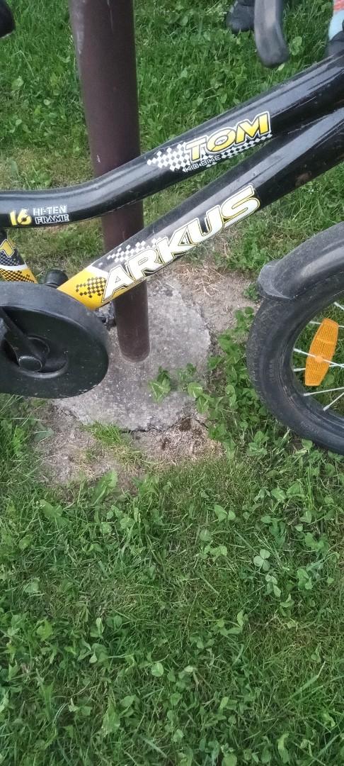 Sprzedam rowerek dziecięcy