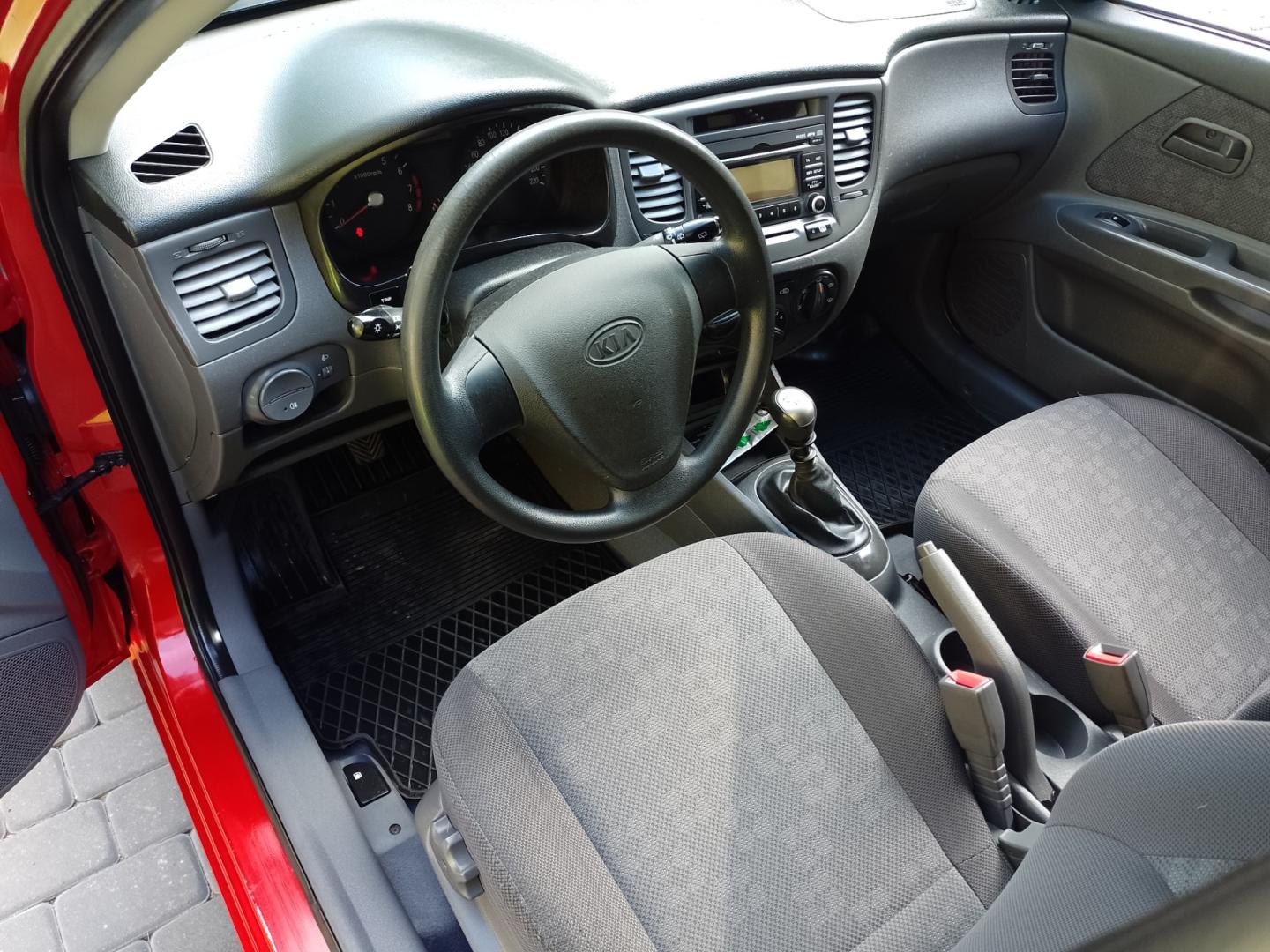 Kia Rio 2009 r 1400 16V Benzyna Niski przebieg